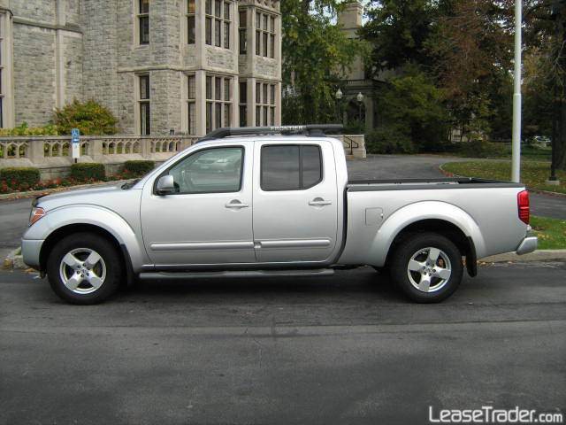 Nissan Frontier LE