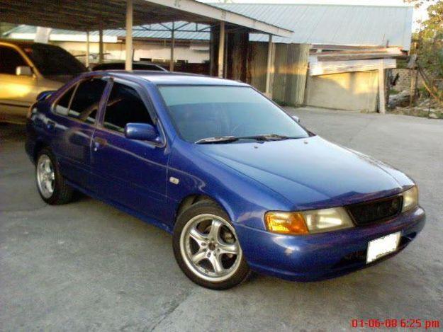 Nissan sentra ex saloon 2001