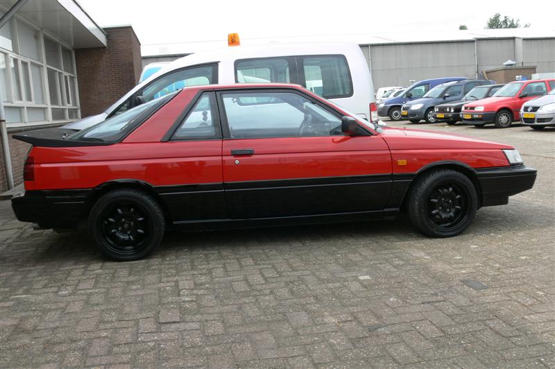 Nissan Sunny Coupe