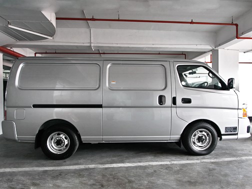 Nissan Urvan 30TDi