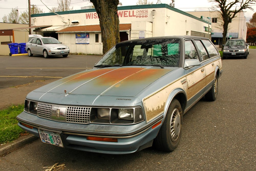 Oldsmobile Cutlass Ciera Hurst W-30 coupe