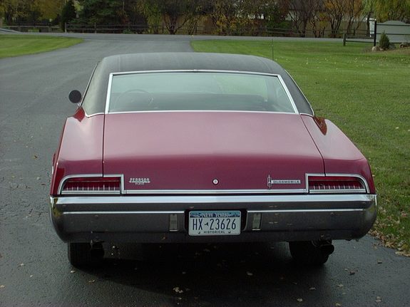 Oldsmobile Delmont 88