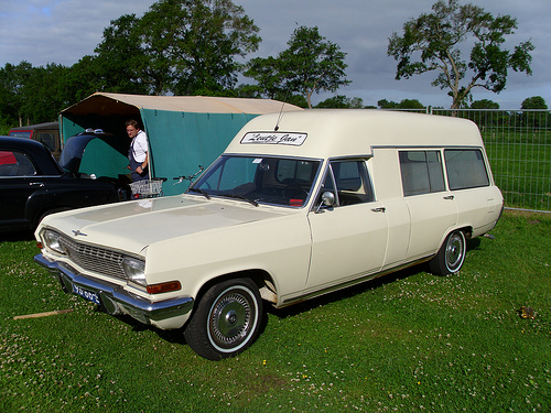 Opel Kapitn ambulance