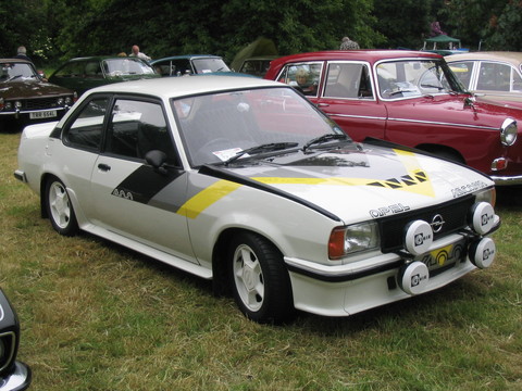 Opel Mancona