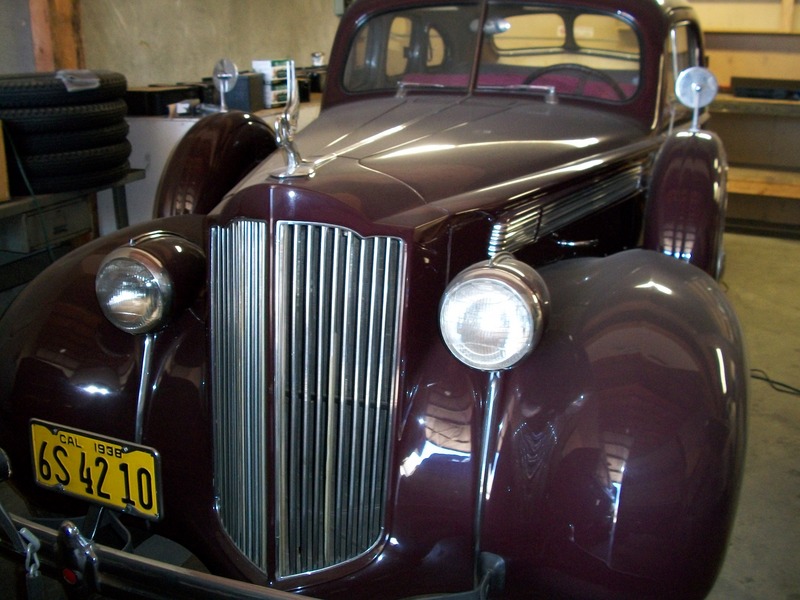 Packard 1601 Sedan