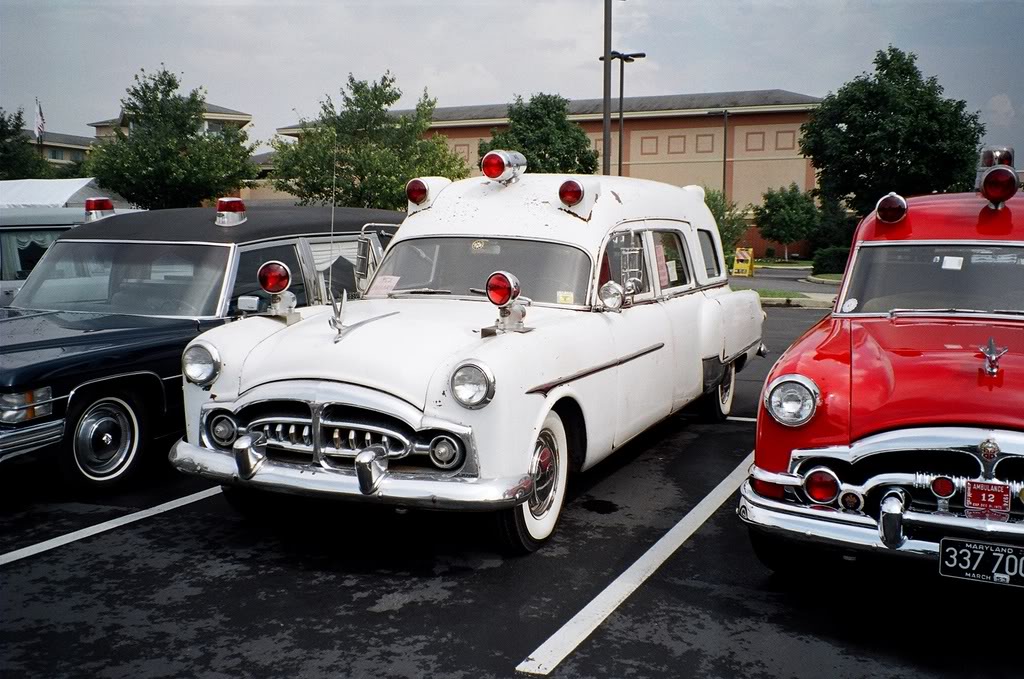 Packard 5413 Henney ambulance