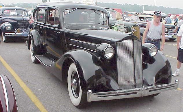 Packard Eight Sedan Series 1400