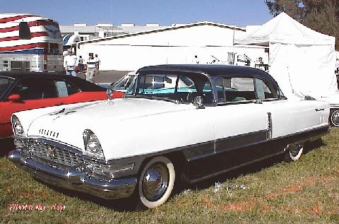 Packard Fourhundred 2dr HT