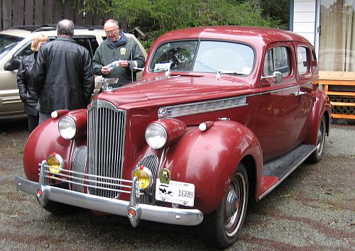 Packard S110 Special sedan