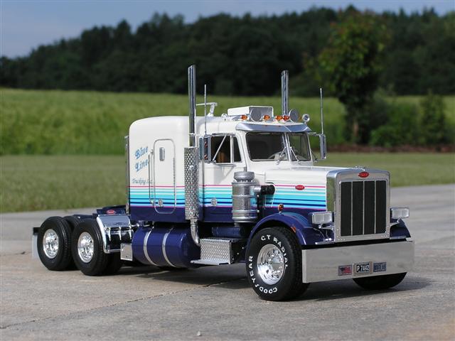 Peterbilt 359