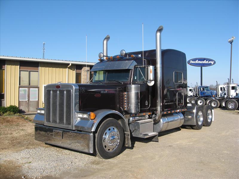 Peterbilt 379X