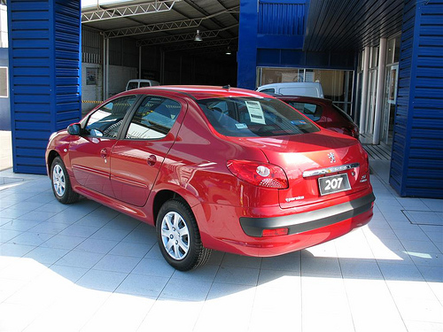 Peugeot 207 Compact 14 One Line Sedan