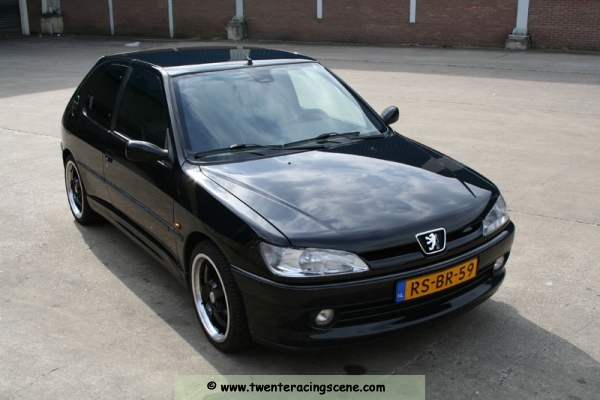 Peugeot 306