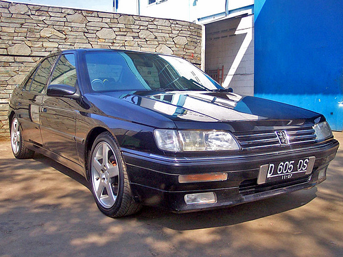 Peugeot 605 SRi 20