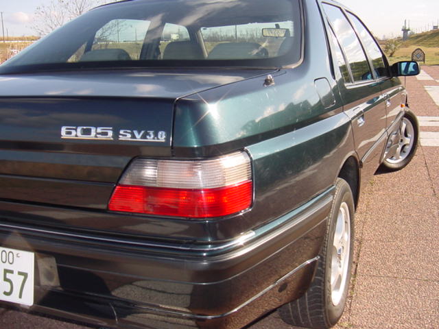 Peugeot 605 SV 30