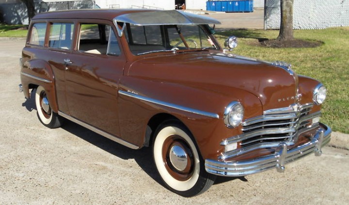 Plymouth Custom Suburban 2dr wagon