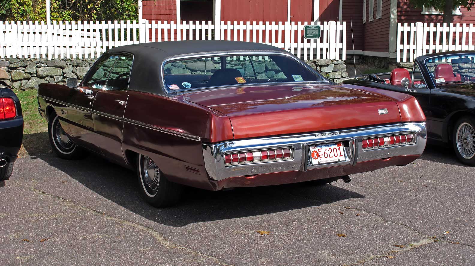 Plymouth Fury III 4dr HT