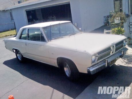 Plymouth Valiant Signet