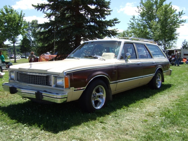 Plymouth Volare Premier wagon