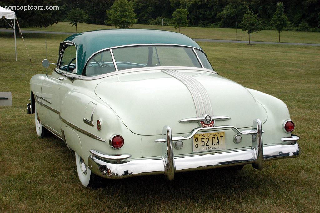 Pontiac Chieftain 2-dr Hardtop