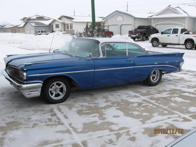 Pontiac Laurentian 2-door hardtop