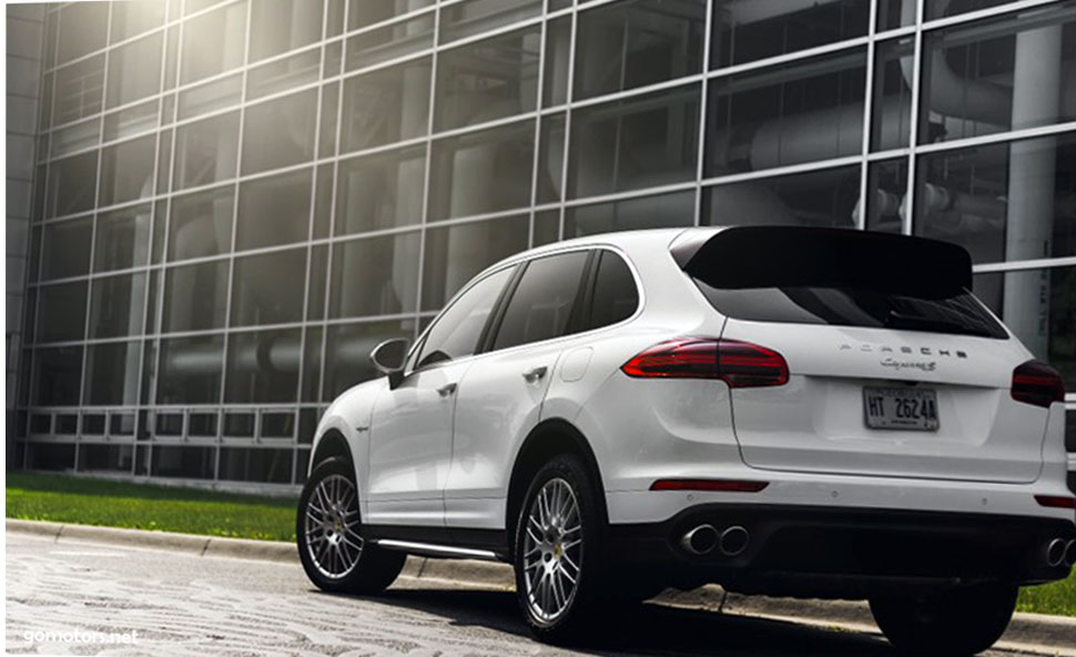 2015 Porsche Cayenne S E-Hybrid