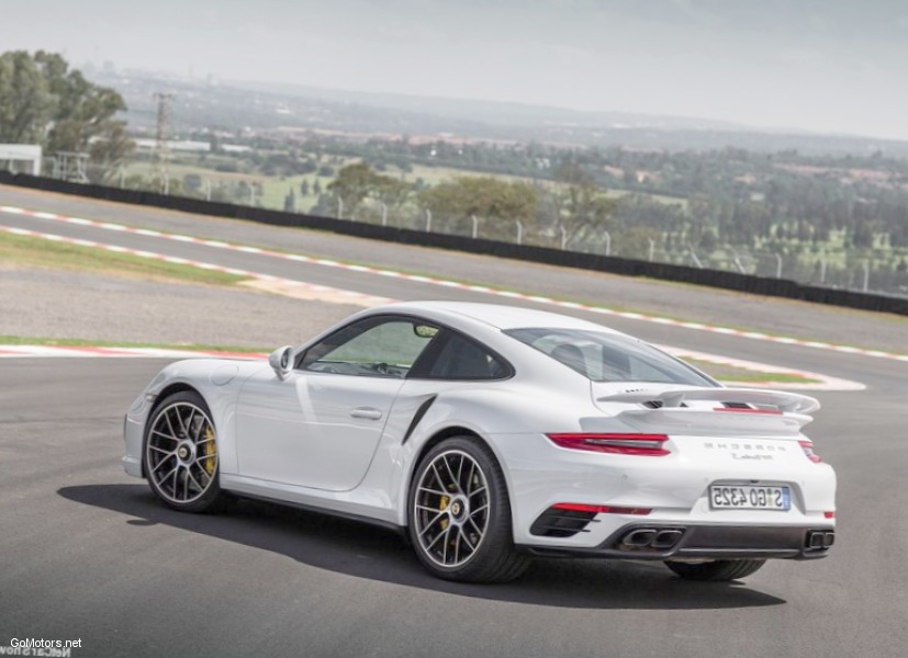 2016 Porsche 911 Turbo S