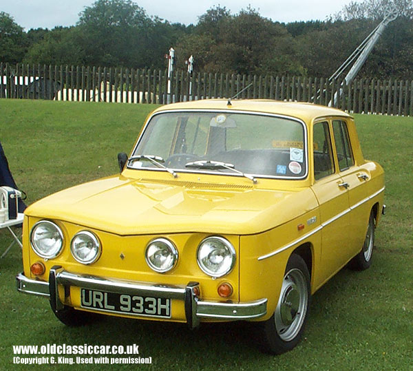 Renault 8S