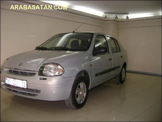 Renault Clio RNA