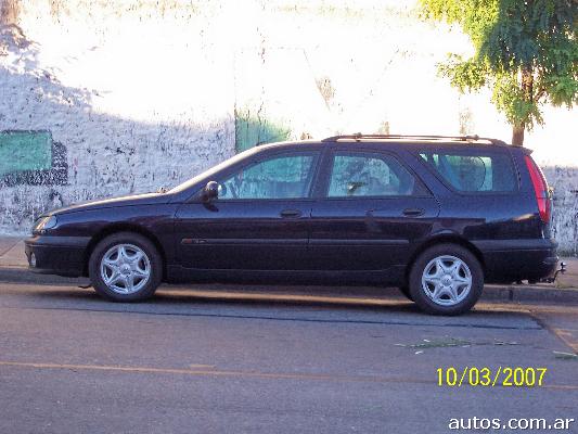 Renault Laguna Nevada