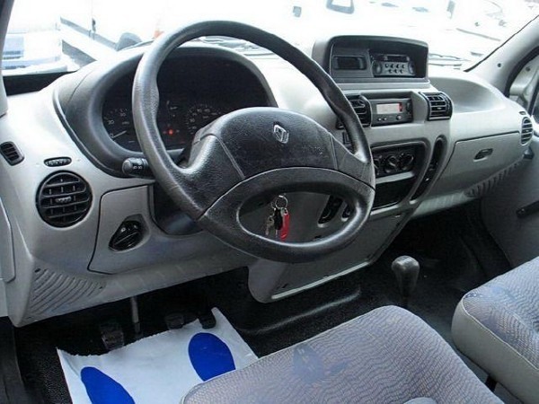 Renault Master dci 90