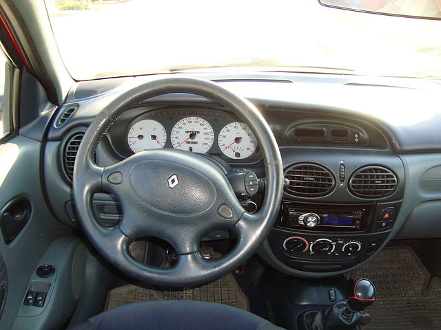 Renault Megane 16 RT Coupe