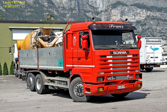 Scania 143H 420