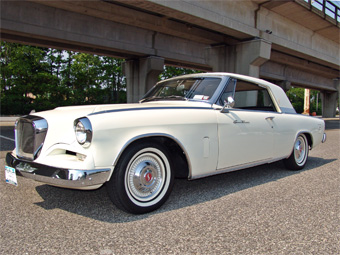 Studebaker GT Hawk