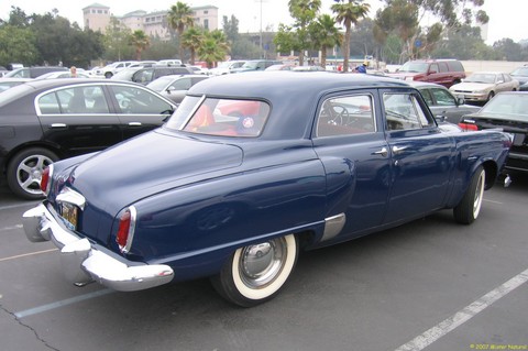 Studebaker Commander 4-dr Sedan