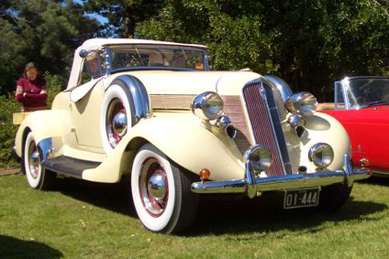 Studebaker Commander tourer