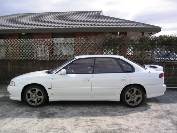 Subaru Legacy RS