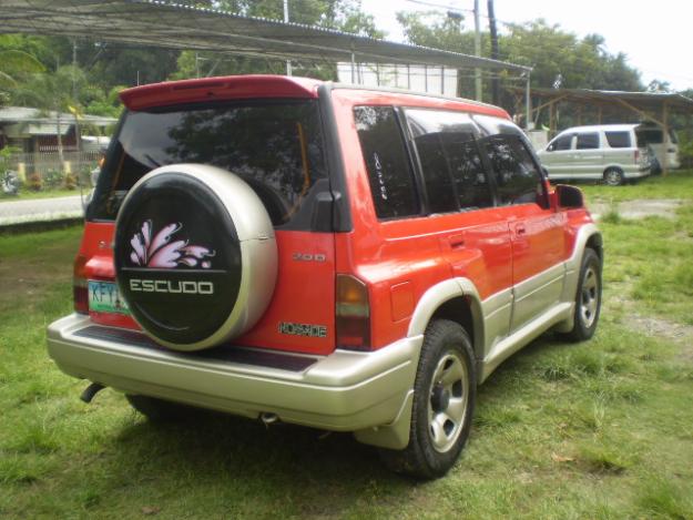 Suzuki Escudo 20