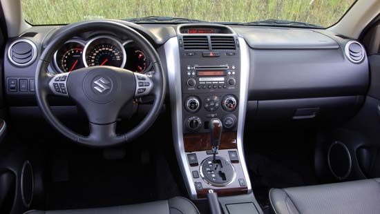 Suzuki Grand Nomade 20 GLX