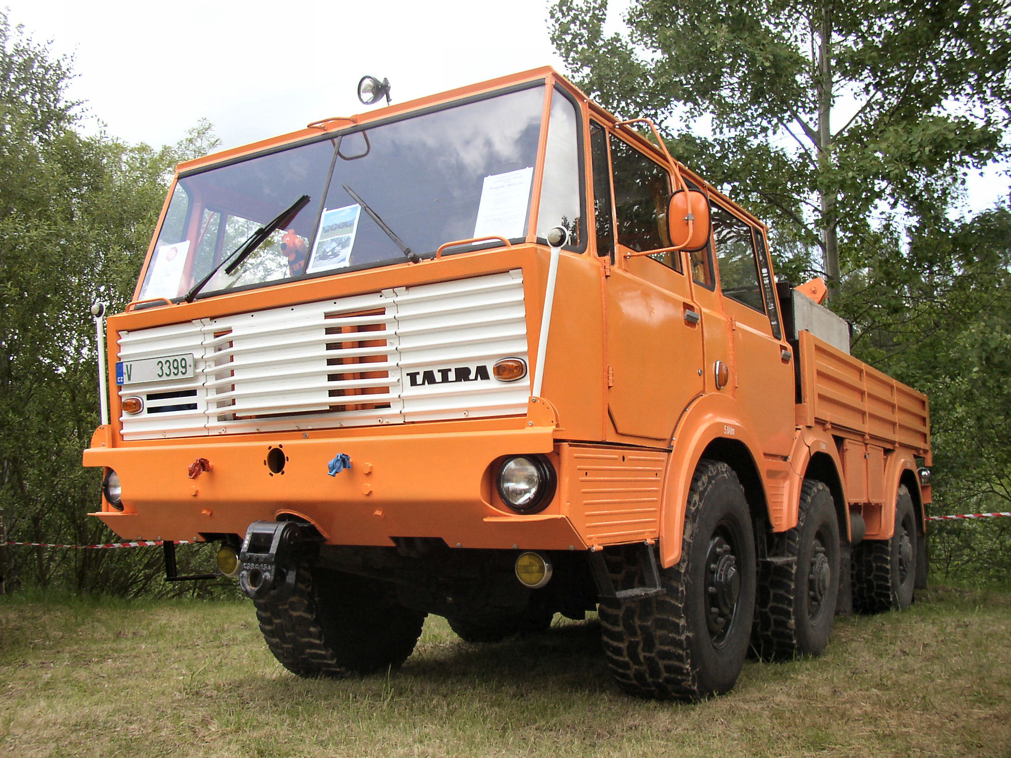 Tatra 813 6x6