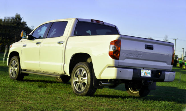 2014 Toyota Tundra Platinum CrewMax 2WD