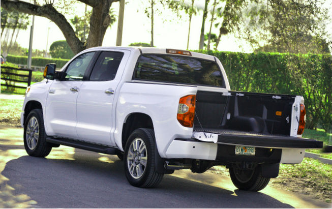 2014 Toyota Tundra Platinum CrewMax 2WD