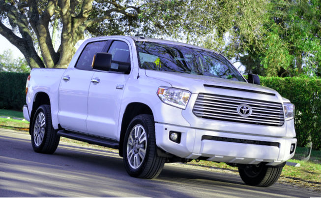 2014 Toyota Tundra Platinum CrewMax 2WD