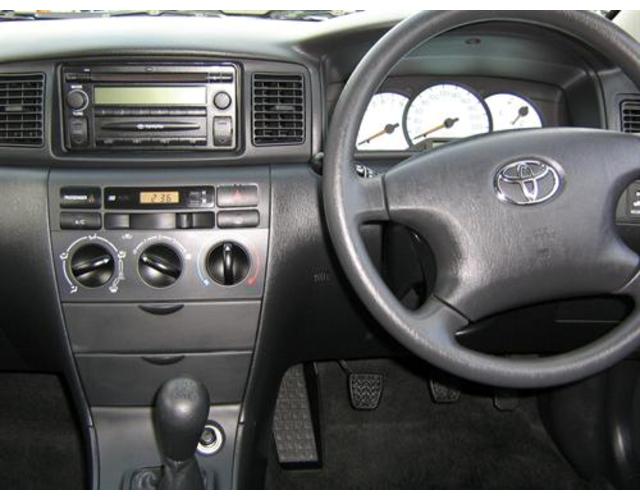 Toyota Corolla GL Hatch