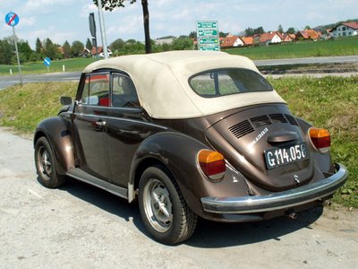 Volkswagen 1303 cabrio