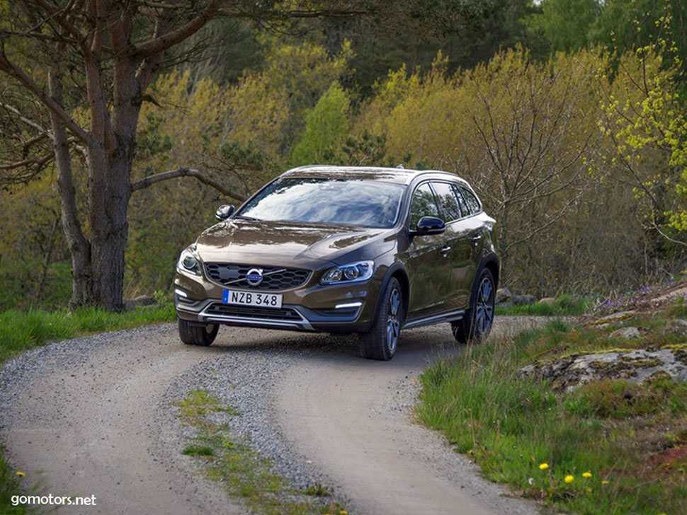 2016 Volvo V60 Cross Country 