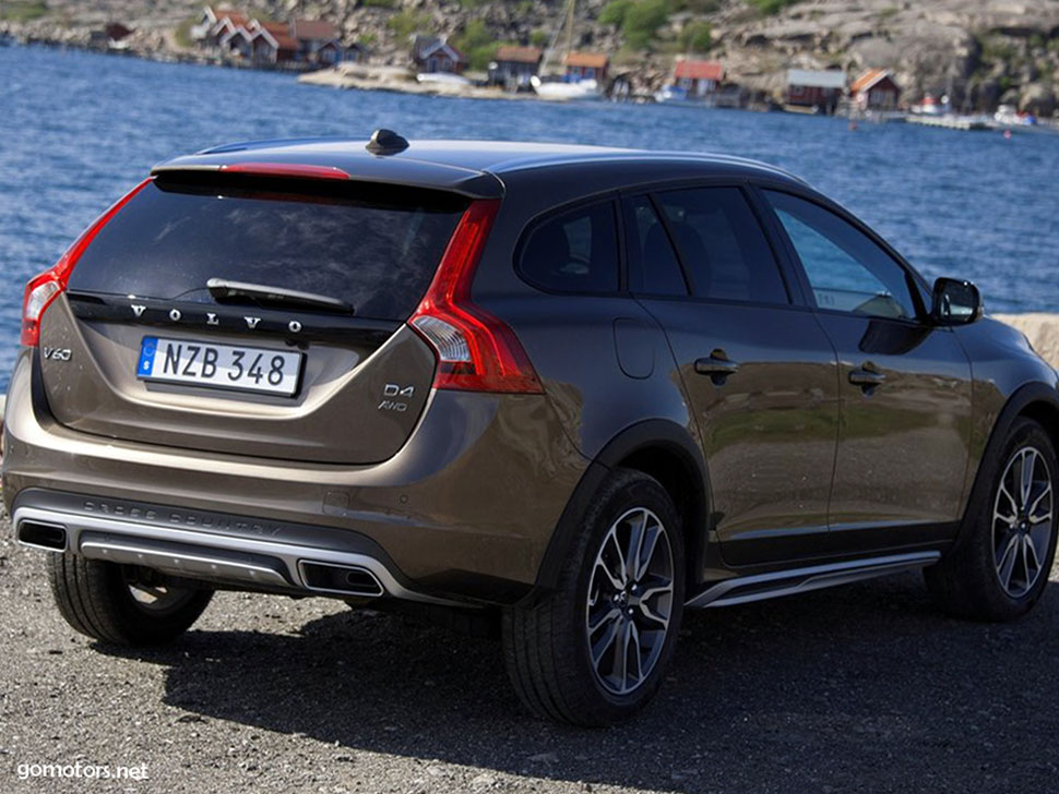 2016 Volvo V60 Cross Country 