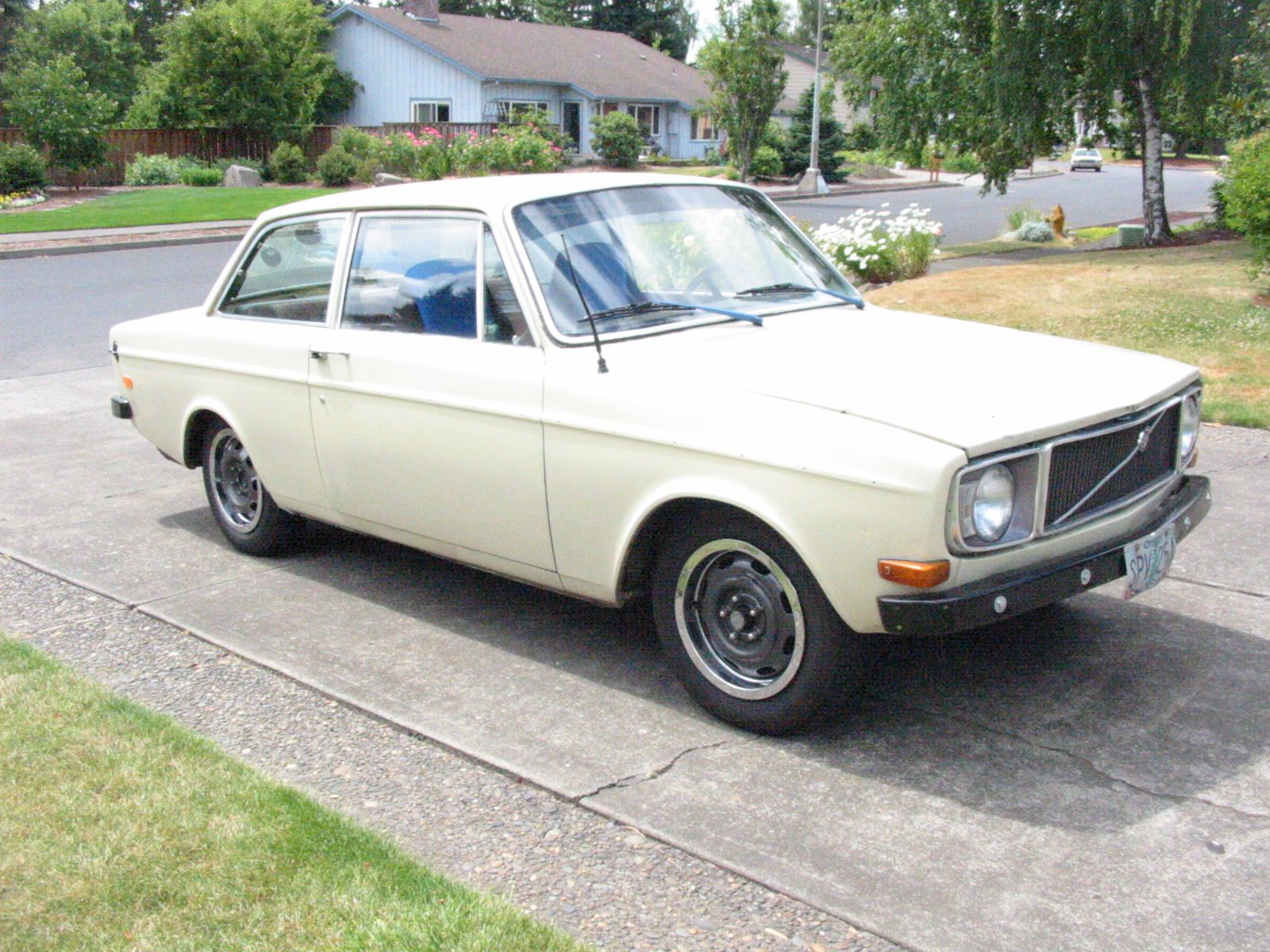 Volvo 142 DL