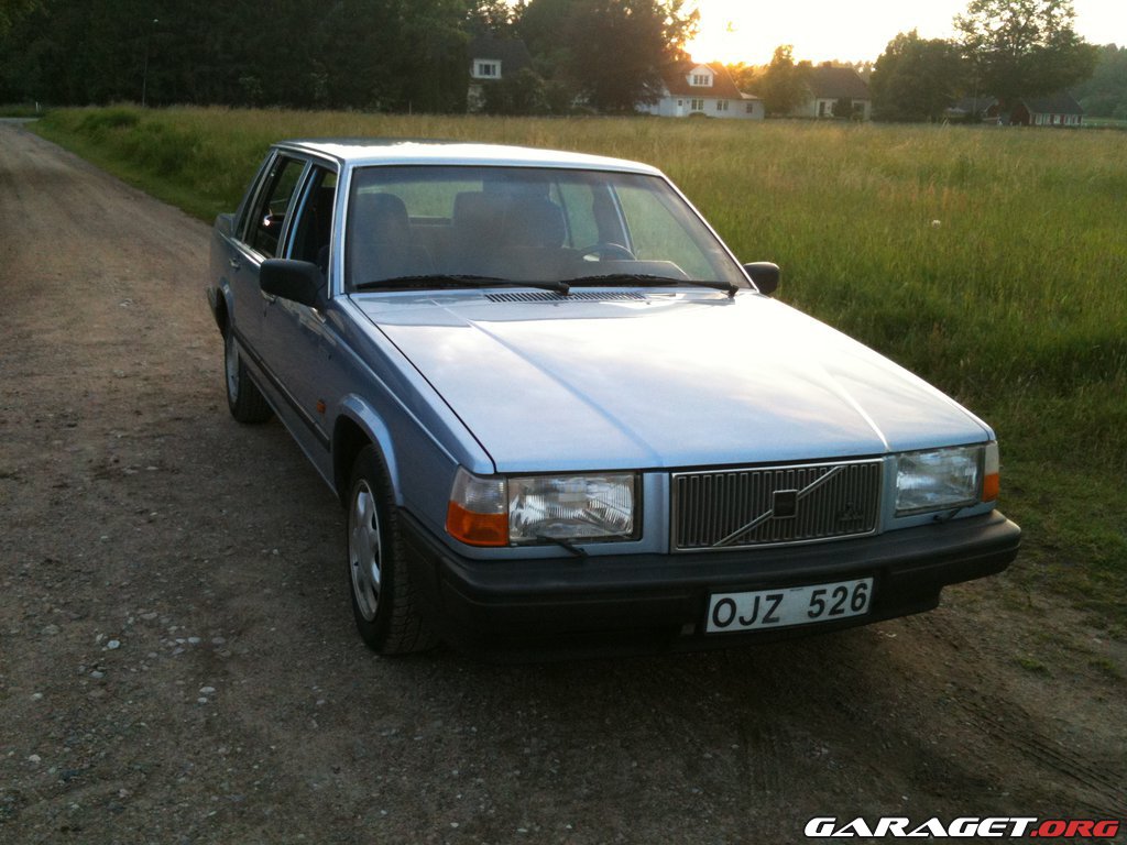 Volvo 744-882