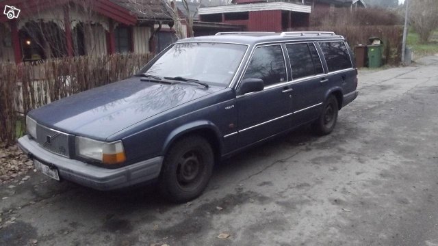 Volvo 745 GLE-PKT